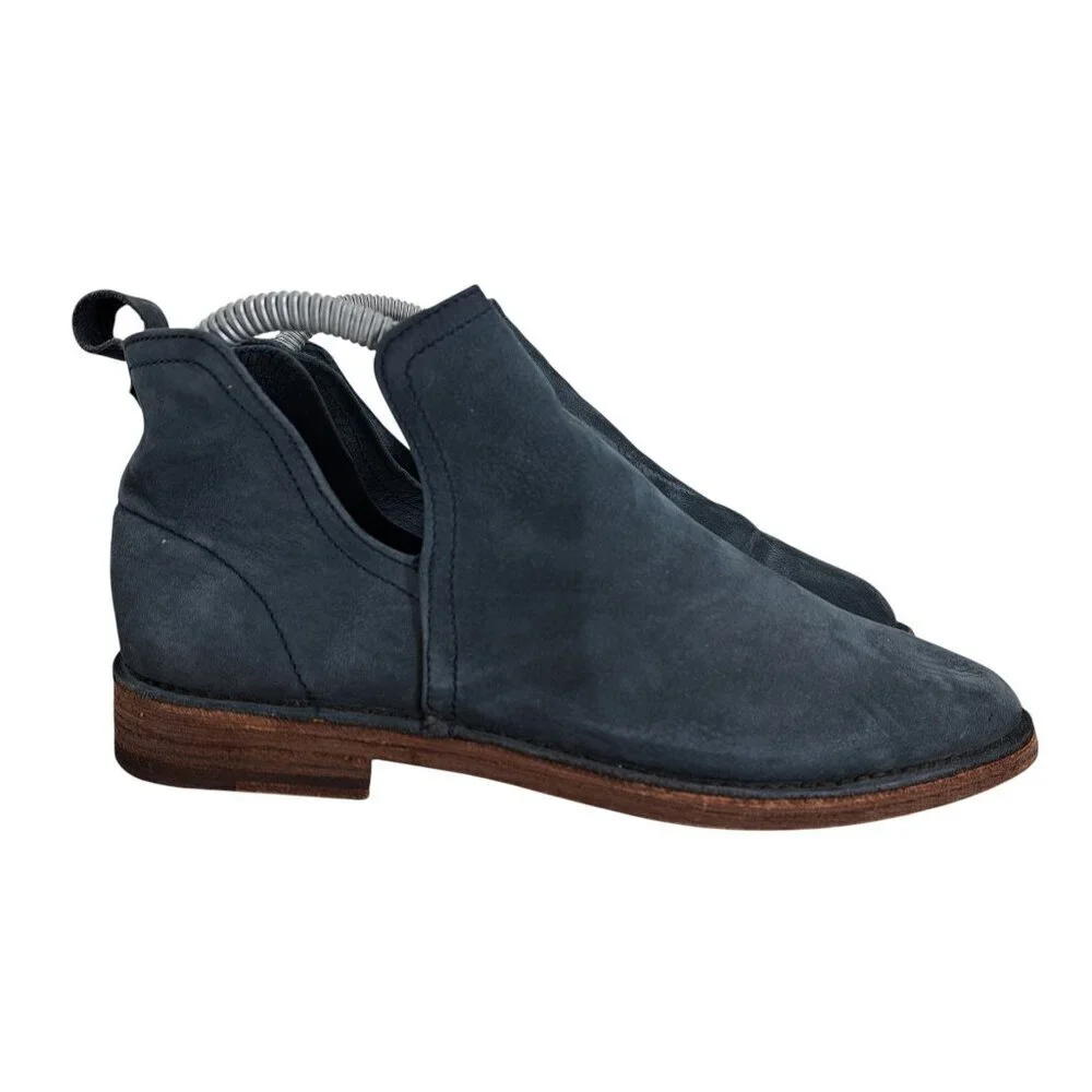 Tory Burch Navy Blue Suede Pull On Ankle Booties Boots Chelsea Size 6 Soft
